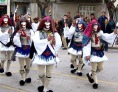 Carnaval in Naousa: Carnaval in Naousa: De traditie van de Yianitsari en Boules stamt uit de tijd van de Ottomaanse bezetting.